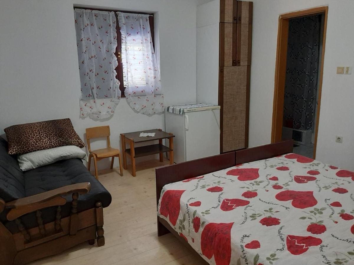 Vila Umicevic Hotel Bijela Ngoại thất bức ảnh